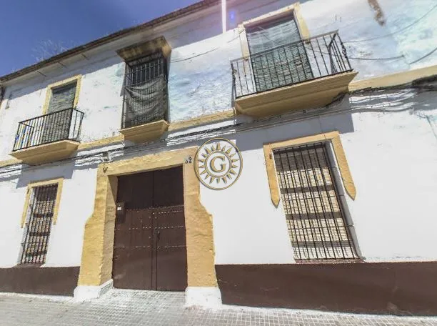 Casa para reformar en centro de Écija